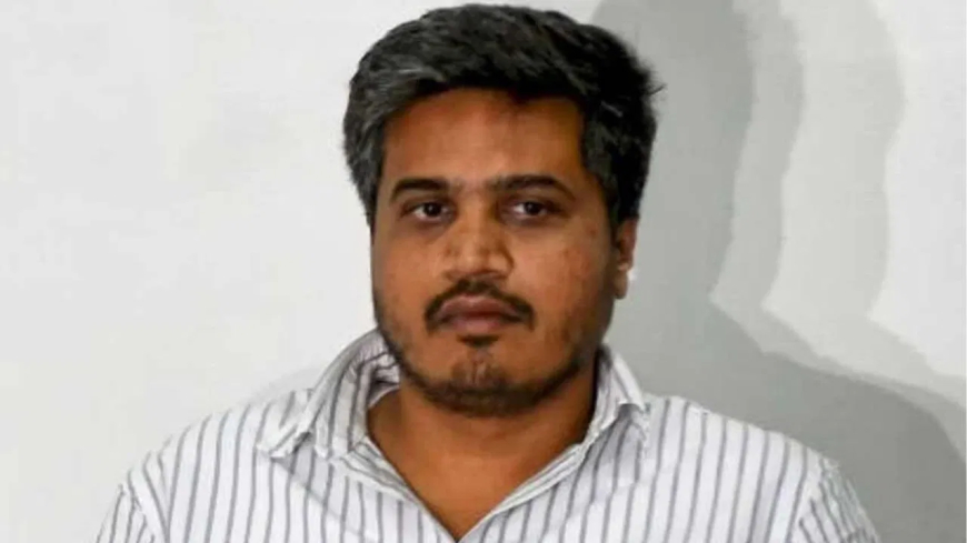 आमचाही सामना होत आहे, तुमचे आजोबा गप्प राहणार नाहीत... माजी आमदार रोहित पवार यांना इशारा