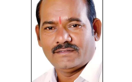 प्रभाग क्रमांक १० मध्ये शिंदे सेनेचे उमेदवार दीपक गिरोळकर यांचे शक्तीप्रदर्शन