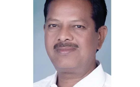 प्रभाग क्रमांक ६ मध्ये शिंदे सेनेचे उमेदवार परमानंद आहेरवार यांना प्रचंड पाठिंबा मिळत आहे.