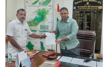 व्याघ्र प्रकल्पाने मंदिर बंद केल्याने आदिवासींमध्ये संतापाची लाट उसळली आहे.