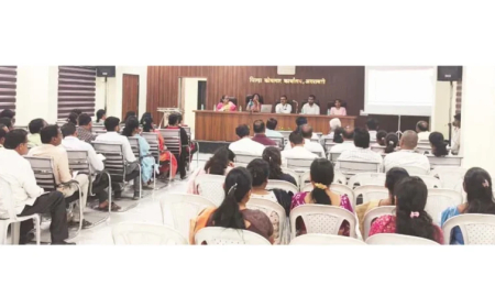 ट्रेझरी ऑफिसमध्ये पेन्शन सेटलमेंट अंडरटेकिंग आणि कोर्ट