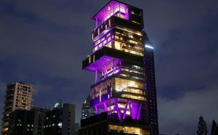 सर्वात मोठ्या Burj Khalifa पेक्षाही मुकेश अंबानींच्या Antilia ची किंमत जास्त, पाहून तुमची झोप उडेल