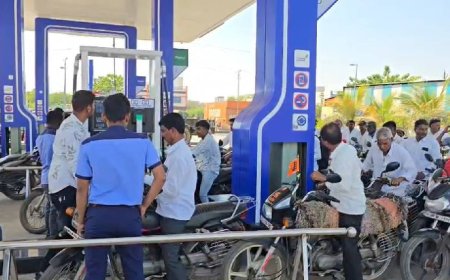 अफवांचा बाजार उठला! पेट्रोल, डिझेलसाठी पेट्रोल पंपावर रांगाच रांगा, बाटली, कॅनमधून पेट्रोल देण्यास मनाई; असोसिएशनचं आवाहन काय?