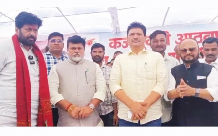 गांधीगिरी संपली, आता हातात त्रिशूळ घेऊन लढा