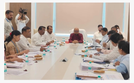 मुंबईत मेळघाटातील ७ प्रादेशिक पाणीपुरवठा योजनांचा आढावा घेण्यात आला.