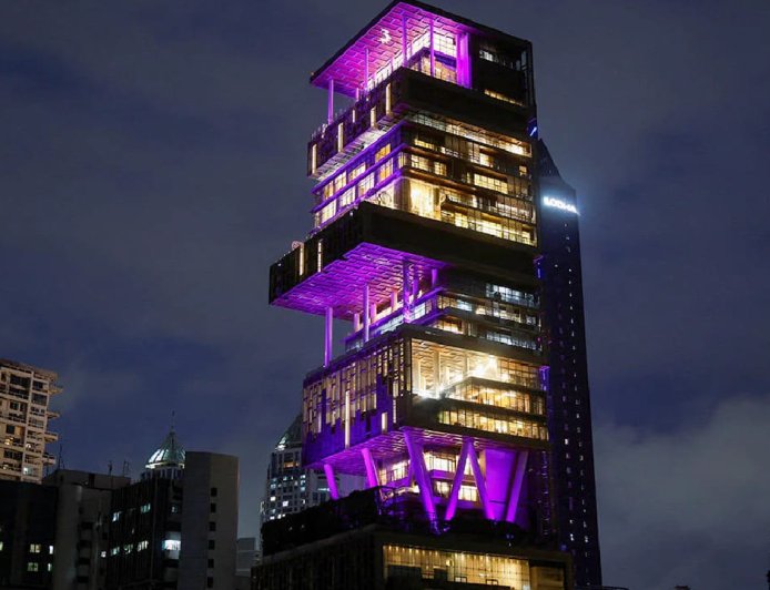 सर्वात मोठ्या Burj Khalifa पेक्षाही मुकेश अंबानींच्या Antilia ची किंमत जास्त, पाहून तुमची झोप उडेल