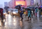 Rain Alert : आठवड्याच्या पहिल्याच दिवशी भयंकर संकट, महाराष्ट्रातील 19 जिल्ह्यांना पाऊस झोडपणार, या राज्यांनाही गंभीर इशारा