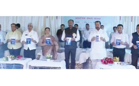 शासकीय योजनांचे लाभ समाजातील शेवटच्या व्यक्तीपर्यंत पोहोचले पाहिजेत.