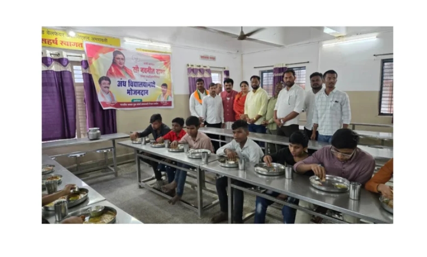 भाजप स्थापना दिवस आणि नवनीत राणा यांच्या वाढदिवसानिमित्त सेवा उपक्रम
