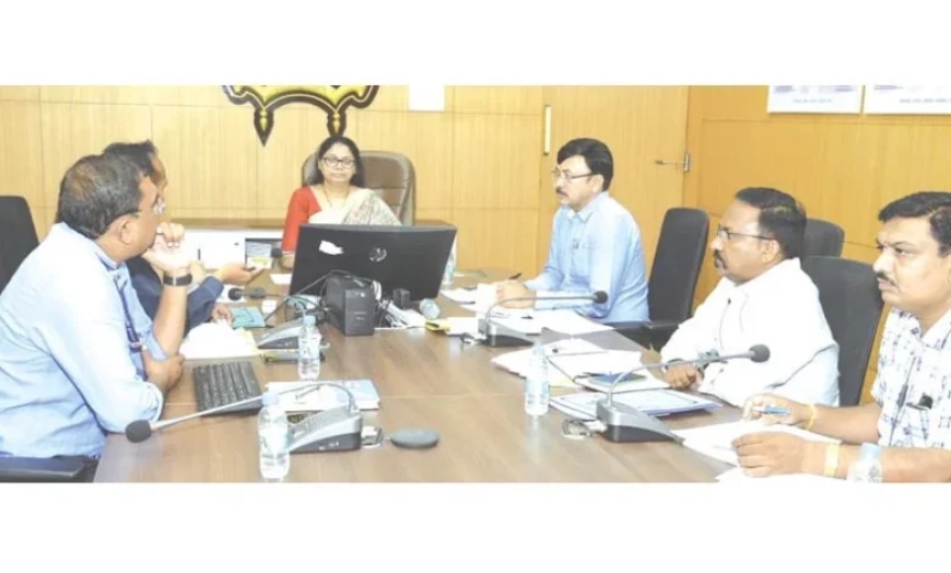 पावसाळ्यापूर्वी शाळेची दुरुस्ती पूर्ण करा, विद्यार्थ्यांच्या सुरक्षेला प्राधान्य – आयुक्त वर्षा लढा