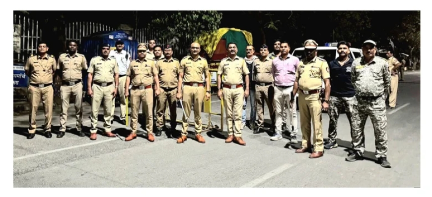 शोधमोहीम आणि नाकाबंदी दरम्यान ९५ आरोपींवर कारवाई करण्यात आली.