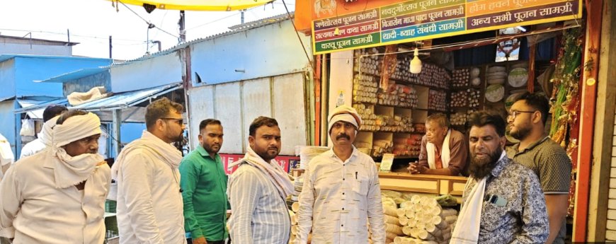 इतवारा बाजारात प्लास्टिक जप्‍ती व डस्‍टबिन तपासणी विशेष मोहीम