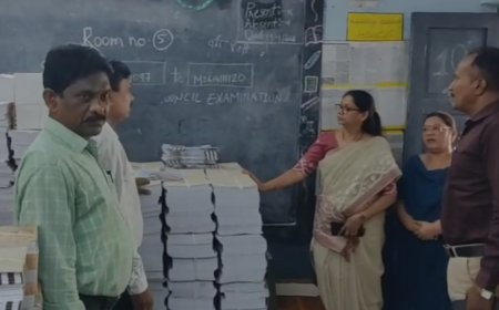 शैक्षणिक वर्षाच्या पहिल्याच दिवशी विद्यार्थ्यांच्या हाती पुस्तके; मनपाचा ५० हजार विद्यार्थ्यांसाठी उपक्रम