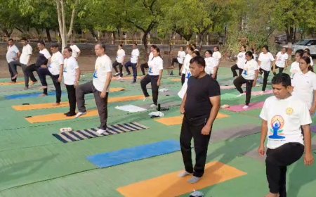 संत गाडगे बाबा अमरावती विद्यापीठात आंतरराष्ट्रीय योग दिन उत्साहात साजरा