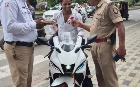 24 जुलाई से हेलमेट अनिवार्य: अमरावती ट्रैफिक पुलिस ने शुरू किया जागरूकता अभियान, नियम तोड़ने वालों पर होगी कार्रवाई